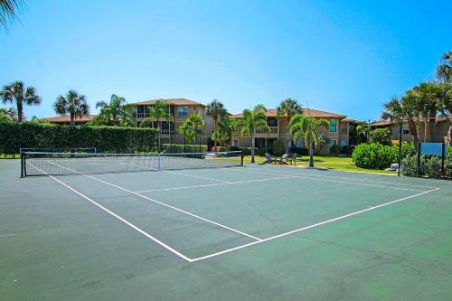 Peaceful Resort Condo On Sanibel's Secluded West End - Blind Pass B111