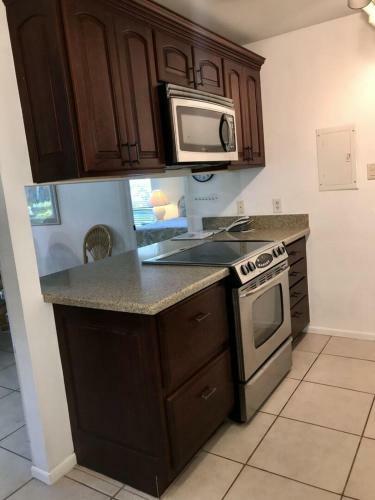 Blind Pass Condo E103 On Beautiful Sanibel Island