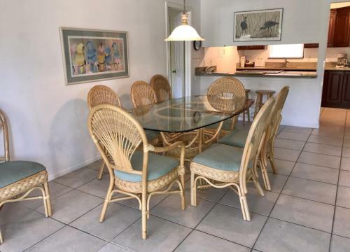 Blind Pass Condo E103 On Beautiful Sanibel Island