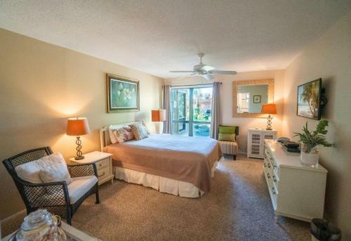 Family Style Beach Resort Condo On Quiet West End A104