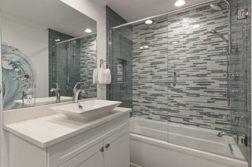 Beach Resort Condo On Sanibel's Secluded West End - Blind Pass C210