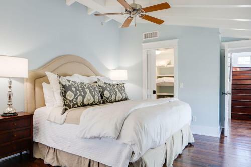 Our Happy Place - 50 Venice Circle By Dune Vacation Rentals