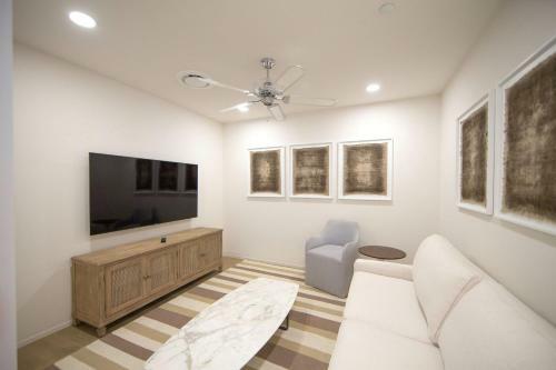 Viridian By Dune Vacation Rentals