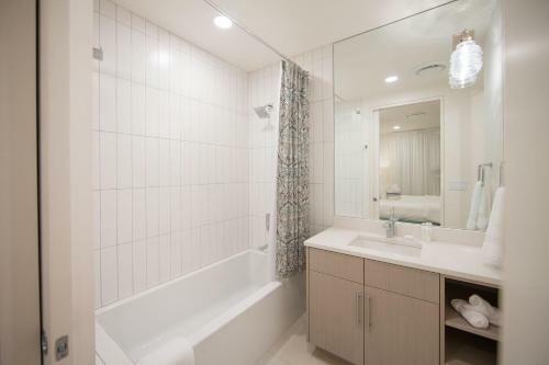Viridian By Dune Vacation Rentals