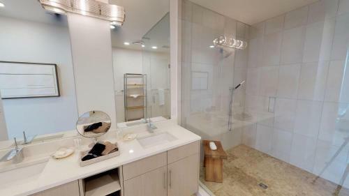 Viridian By Dune Vacation Rentals