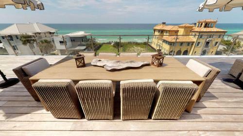 Viridian By Dune Vacation Rentals