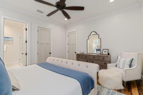 3527 East County Highway 30a
