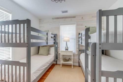 59 Santa Clara - Beachful Easy Feeling, Private Pool With Huge Yard!
