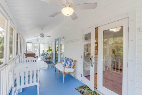 59 Santa Clara - Beachful Easy Feeling, Private Pool With Huge Yard!