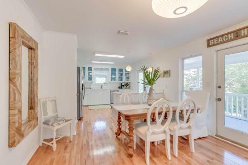 59 Santa Clara - Beachful Easy Feeling, Private Pool With Huge Yard!