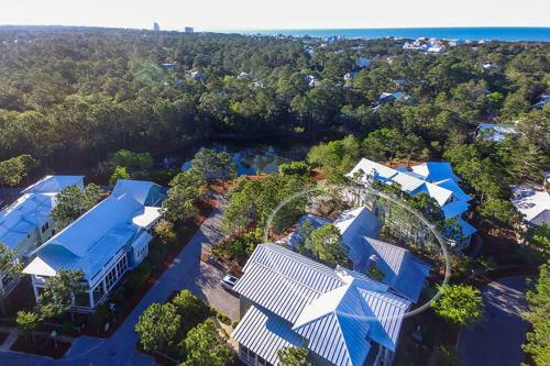 Watercolor By Dune Vacation Rentals - Forest District