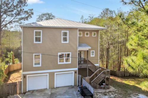 Villa Luxury Waterfront Private Party Compound! 30a - Fulls Craps - Kayak-5 Bikes -sleeps 18+