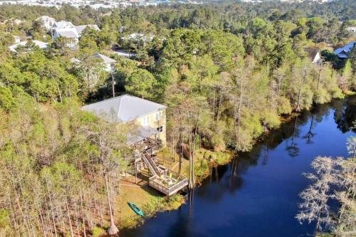 Villa Luxury Waterfront Private Party Compound! 30a - Fulls Craps - Kayak-5 Bikes -sleeps 18+