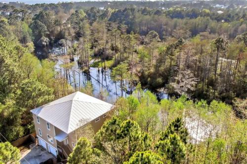 Villa Luxury Waterfront Private Party Compound! 30a - Fulls Craps - Kayak-5 Bikes -sleeps 18+