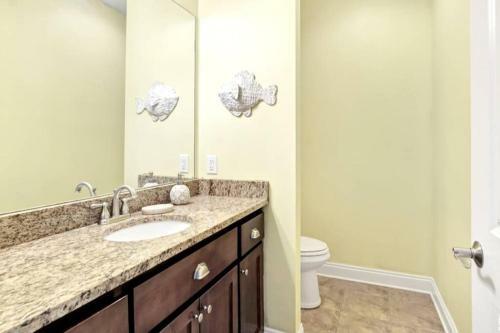 Villa Luxury Waterfront Private Party Compound! 30a - Fulls Craps - Kayak-5 Bikes -sleeps 18+