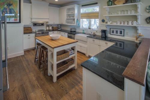 4 Fish Cottage