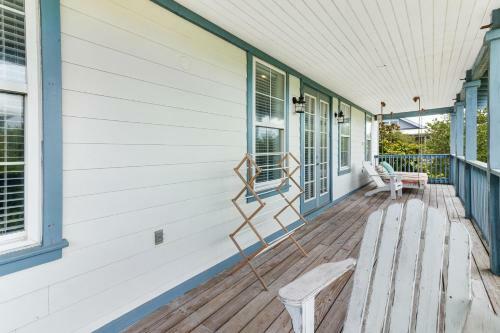 3 Bed 6 Bath Vacation Home In Seagrove, Fl