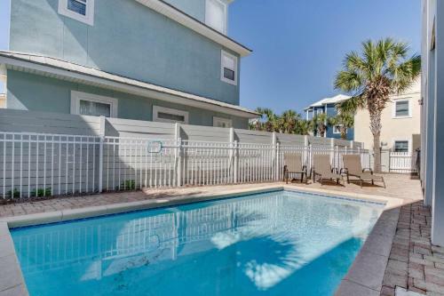 Private Pool, Private Beach Access Point, Beach Music- A Seagrove Delight!