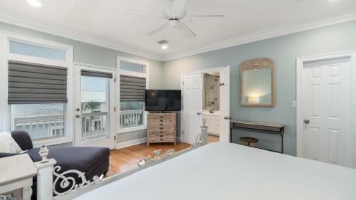 Private Pool, Private Beach Access Point, Beach Music- A Seagrove Delight!