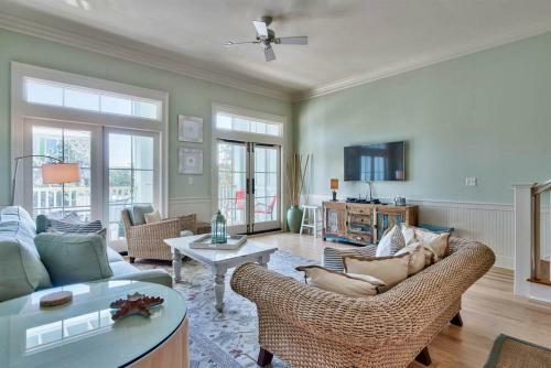 Watercolor By Dune Vacation Rentals - Beach District
