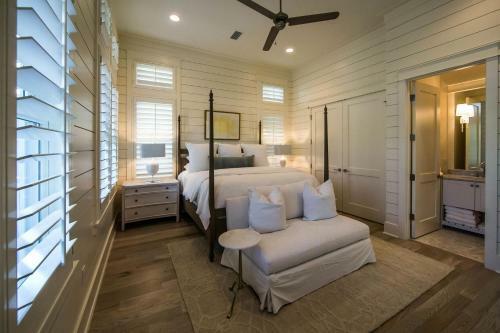 Watercolor By Dune Vacation Rentals - Beach District