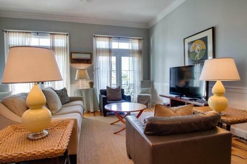 Watercolor By Dune Vacation Rentals - Beach District