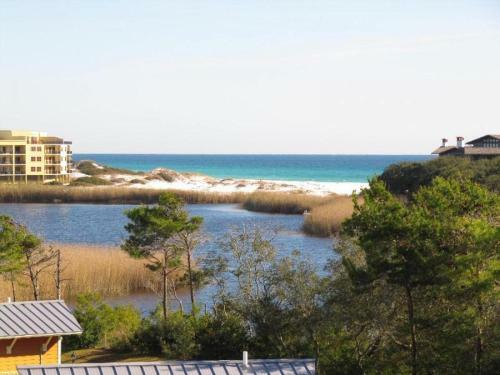 Sanctuary At Redfish 2104