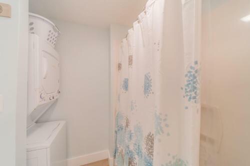 Apartamento Eastern Shores - 206 Condo