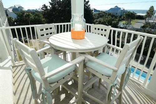 Apartamento Summerwinds With Ocean Views, Beach & Pool Condo