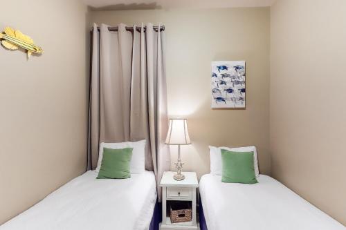 Seagrove Highlands 1102
