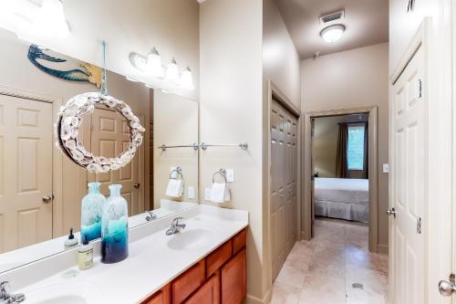 Seagrove Highlands 1102