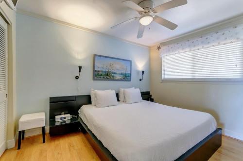 Blue Mountain Villas 13