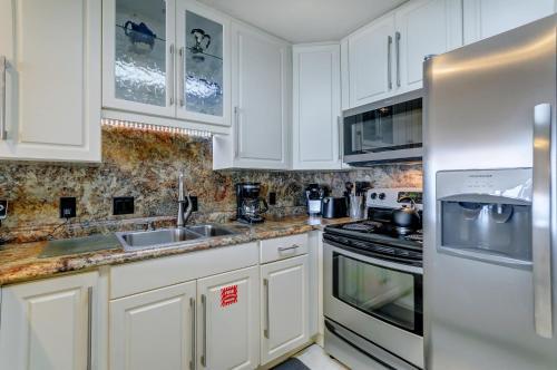 Blue Mountain Villas 13