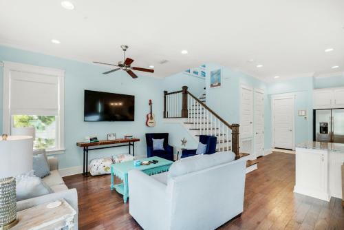 The Bluebird Beach House By Realjoy Vacations