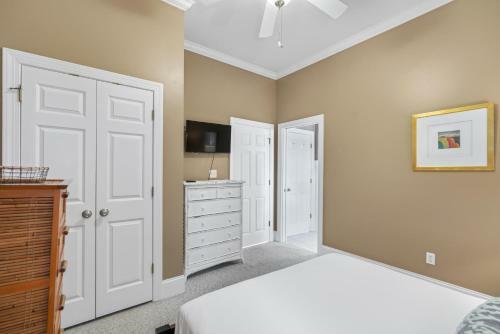 98 Gulf Point Road