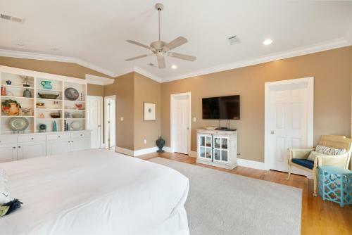 98 Gulf Point Road