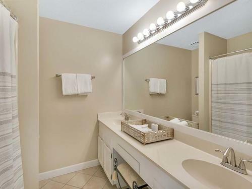 Apartamento Coastal Townhome - Private Beach Access! Four Miles From Seaside Condo
