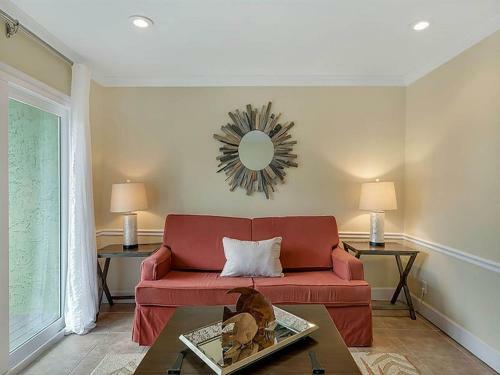 Apartamento Coastal Townhome - Private Beach Access! Four Miles From Seaside Condo