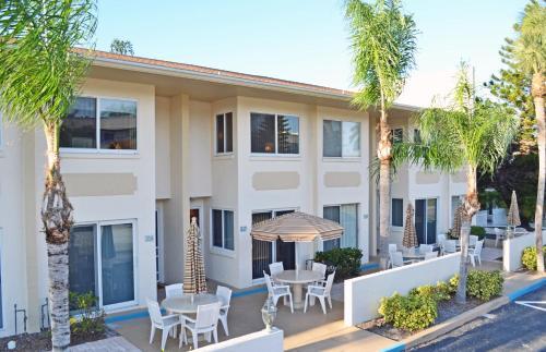 Apartamentos Siesta Beach House 5950 #311