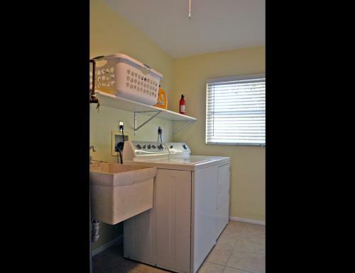 Sarasota - Alvarado 2107