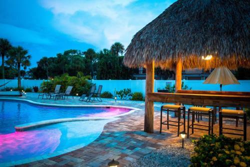301 Avenida Del Norte - Siesta Key Village Condo