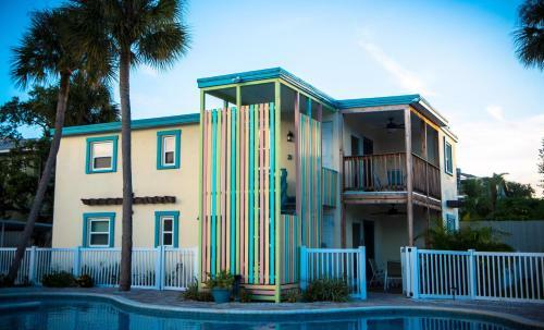 301 Avenida Del Norte - Siesta Key Village Condo