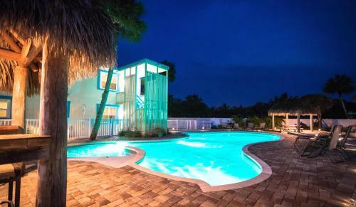 301 Avenida Del Norte - Siesta Key Village Condo