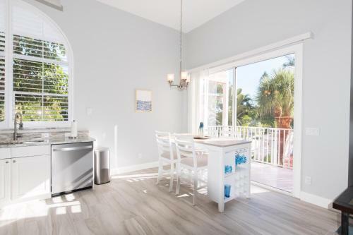 5209a Calle Menorca - Siesta Key Village Condo