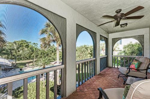 Gated Waterfront Estate With Private Pool & Dock Home