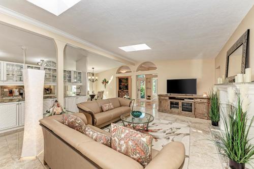 Gated Waterfront Estate With Private Pool & Dock Home