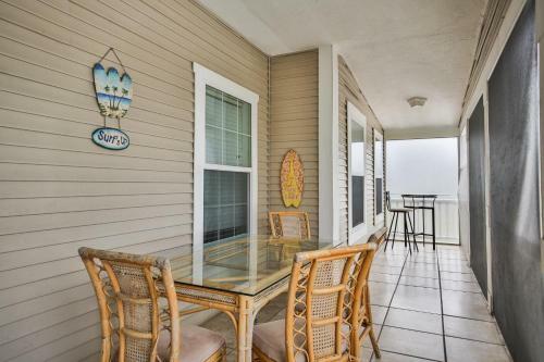 Siesta Key Waterfront Home ...........steps To Siesta Beach!!