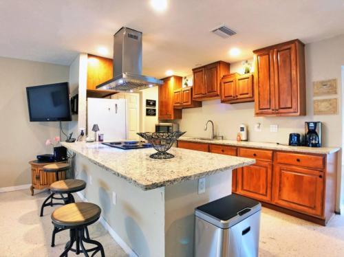 Sarasota - Gulf Gate Estates 3302