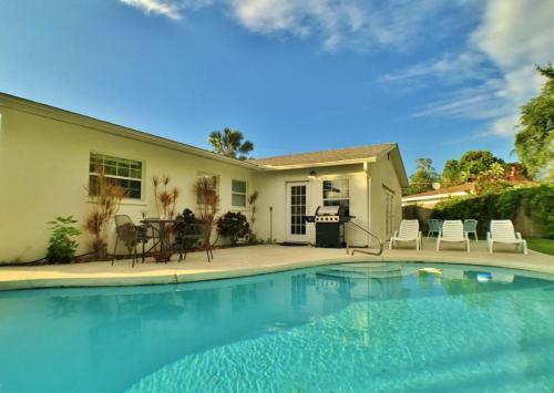 Sarasota - Gulf Gate Estates 3302