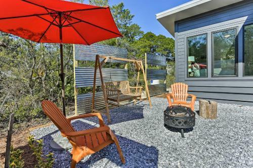Mid-century Modern Beach Cottage For Two!